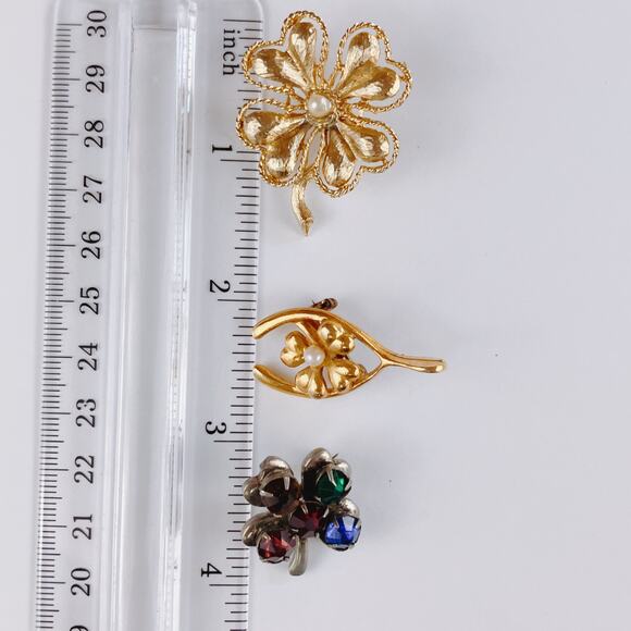 VTG Lot of 3 Brooches Mid Century Clover and Wishbone Faux Pearl Rhinestone - Picture 8 of 13